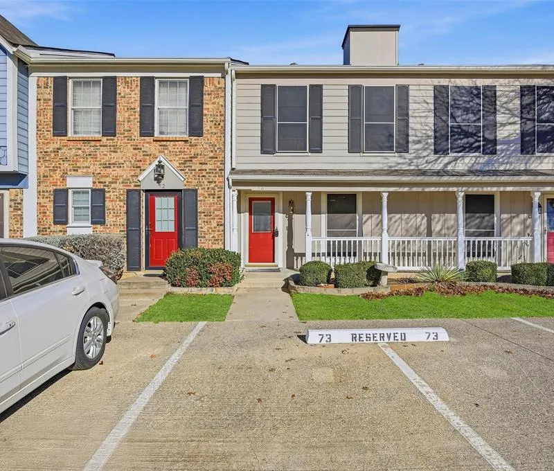 73 Winchester Drive, Euless TX 76039