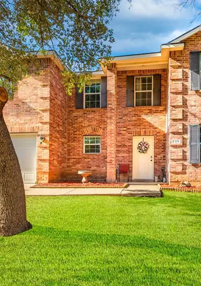 789 Keel Line Drive, Crowley TX 76036