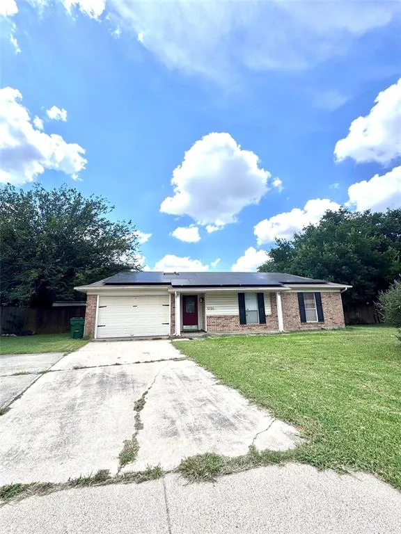 5733 Judie Court, Haltom City TX 76148