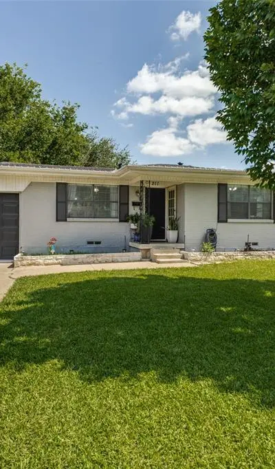 211 Brazos Street, Garland TX 75041 - Photo 4