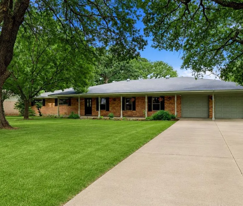 17535 Country Club Drive, Kemp TX 75143