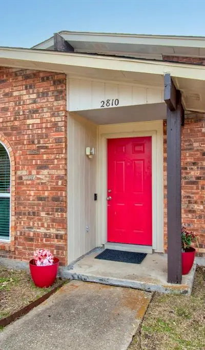 2810 Landershire Lane, Garland TX 75044 - Photo 4
