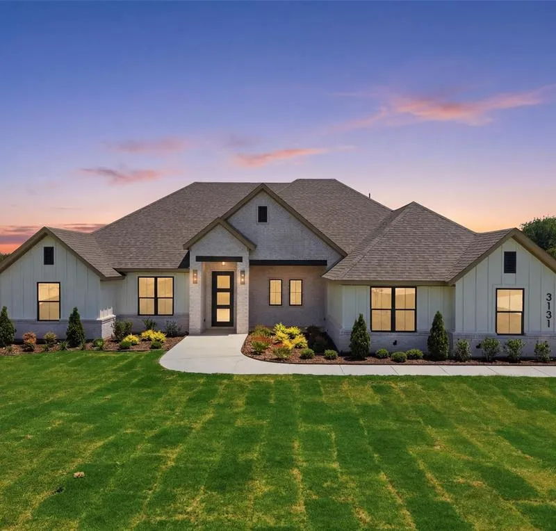 3131 Infinity Drive, Weatherford TX 76087