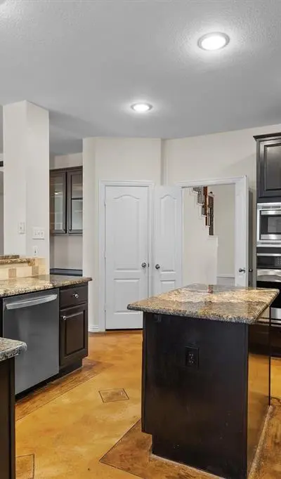2704 Atwood Drive, Flower Mound TX 75028 - Photo 5