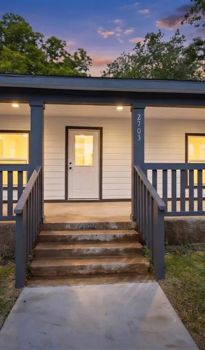 2703 Gertrude Avenue, Dallas TX 75210