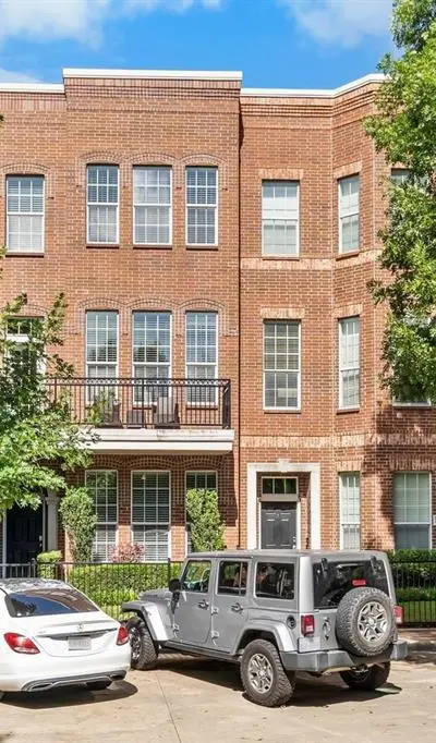 15743 Spectrum Drive # 88, Addison TX 75001