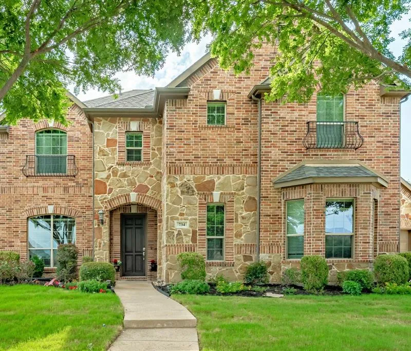 734 Beaver Creek Drive, Murphy TX 75094