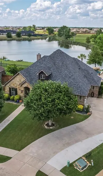 115 Odonna Drive, Waxahachie TX 75165 - Photo 2