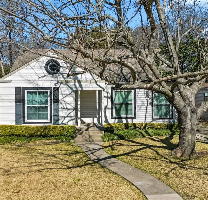 6043 Llano Avenue, Dallas TX 75206