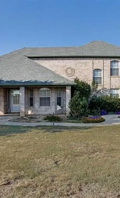 2625 Cheyenne, Crowley TX 76036 - Photo 2
