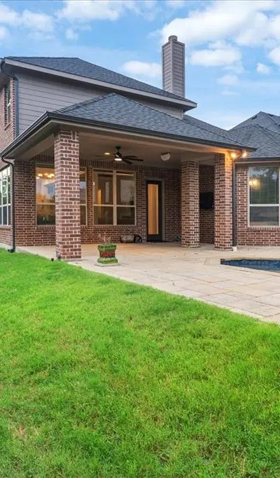 5621 Fringetree Drive, McKinney TX 75071 - Photo 4