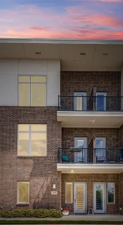 2509 Vintage Place Circle, Farmers Branch TX 75234 - Photo 2