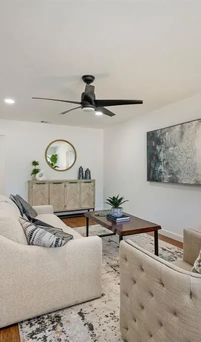 9916 Cloister Drive, Dallas TX 75228 - Photo 3