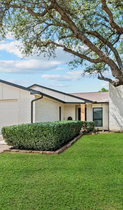 2248 Cottonwood Lane, Bedford TX 76021