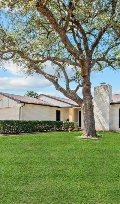 2248 Cottonwood Lane, Bedford TX 76021 - Photo 2