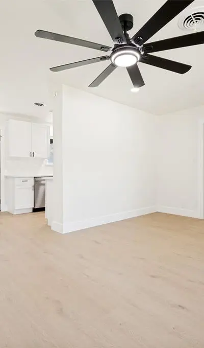 318 Parkwood Place, Lewisville TX 75067 - Photo 5