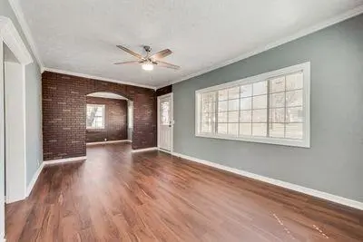 930 W Freeman Street, Sherman TX 75092 - Photo 4