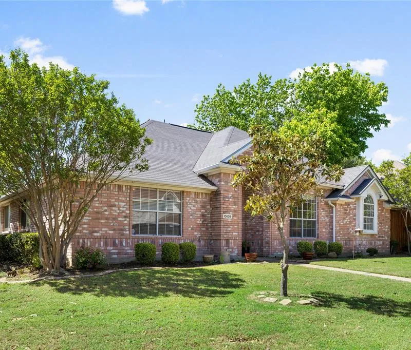 10609 Pineview Lane, Frisco TX 75035