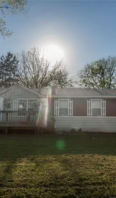 112 SE Front Street, Bailey TX 75452