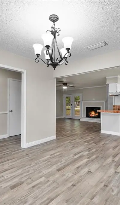 426 Brook Hollow Circle, DeSoto TX 75115 - Photo 4