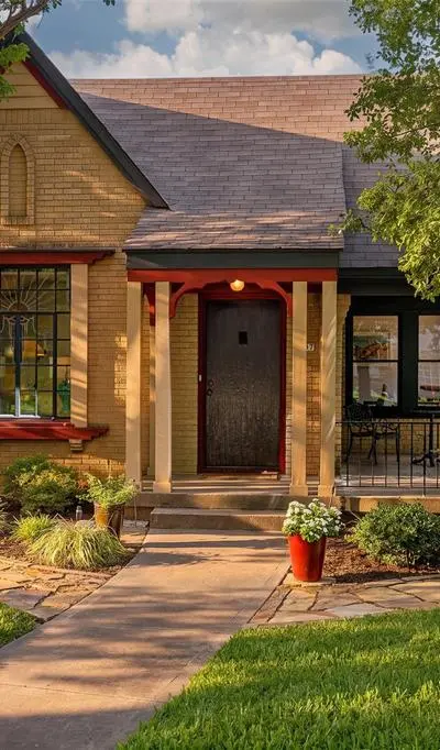6407 Velasco Avenue, Dallas TX 75214
