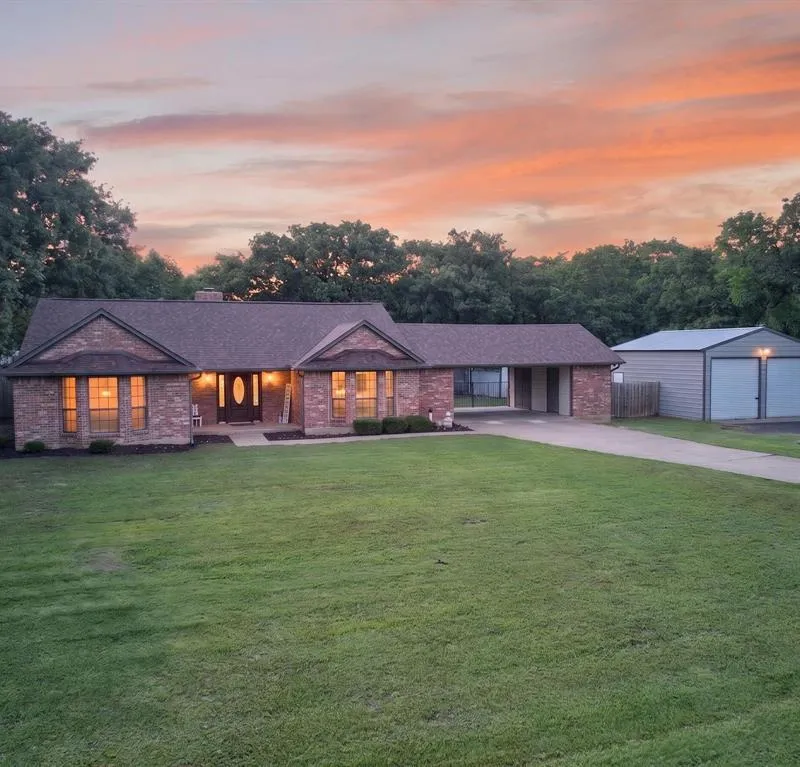 23 Hillside Drive, Wills Point TX 75169