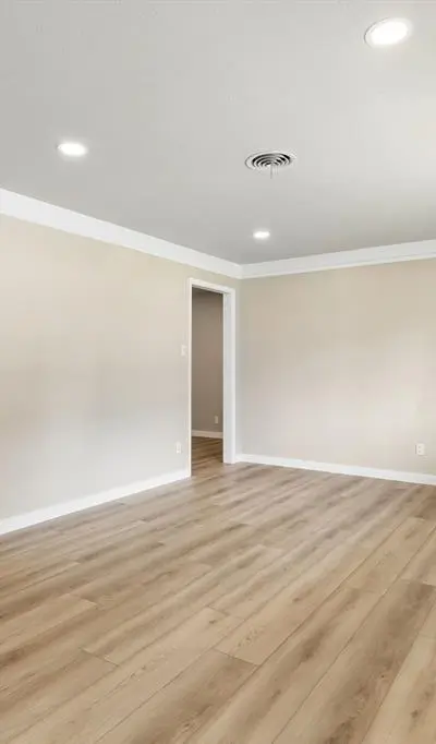 4812 Hollowbrook Road, Fort Worth TX 76103 - Photo 3