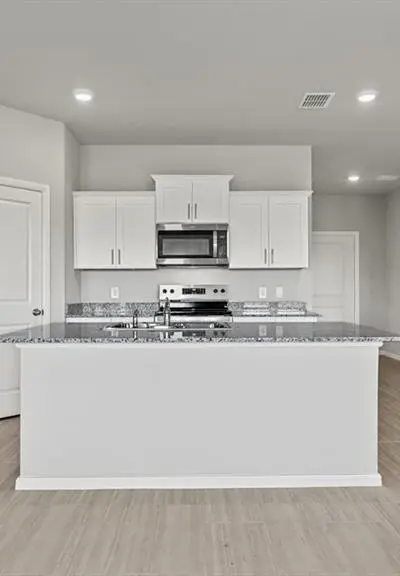 905 INGALLS PARK Lane, Fort Worth TX 76131 - Photo 2