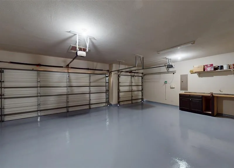952 Tara Drive, Burleson TX 76028