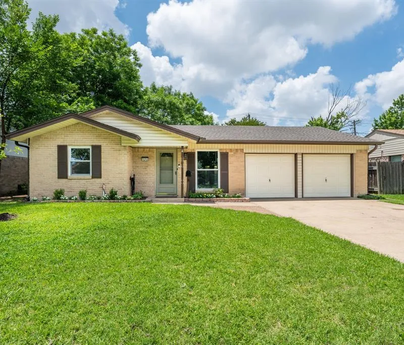 1213 Trellis Drive, Garland TX 75040