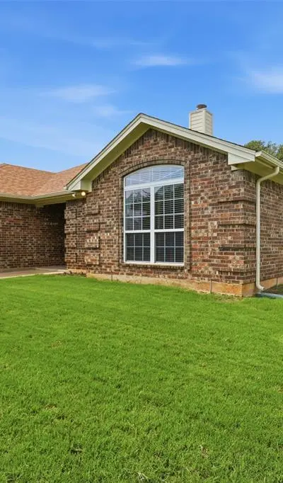 3910 View Point Drive, Granbury TX 76048 - Photo 3