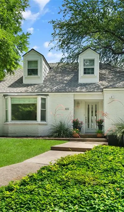 622 N Brookside Drive, Dallas TX 75214 - Photo 2
