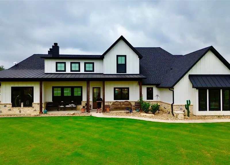 1096 Timber Hills Drive, Weatherford TX 76087