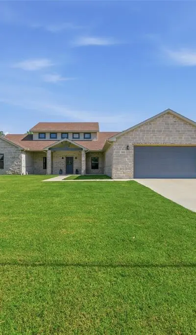 202 County Road 4856, Newark TX 76071 - Photo 2