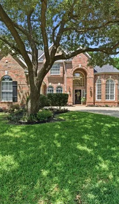 4908 Arbor Glen Drive, McKinney TX 75072 - Photo 2