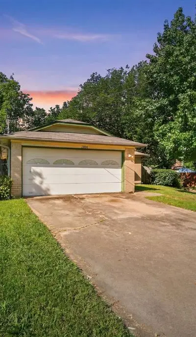 2804 Weston Drive, Denton TX 76209 - Photo 2