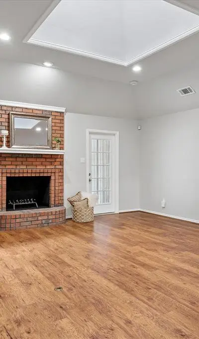 3912 Brookside Drive, Bedford TX 76021 - Photo 5