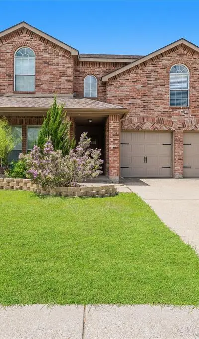 1011 Castroville Drive, Forney TX 75126