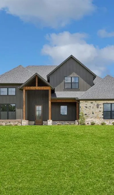 105 Desperado Way, Weatherford TX 76088