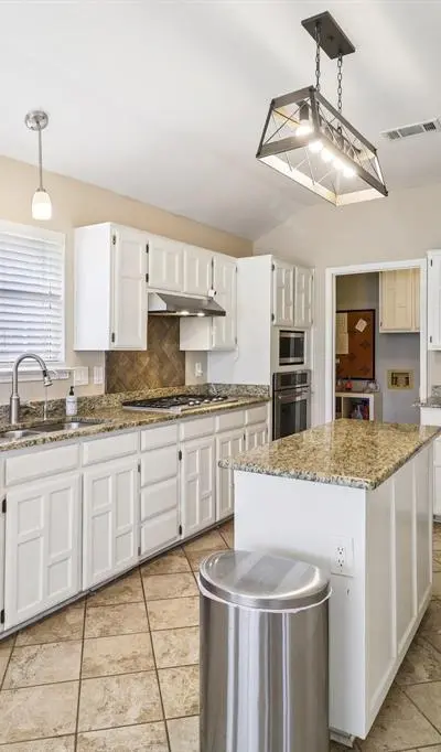 8205 Danbury Court, Rowlett TX 75089 - Photo 5