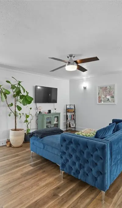 5927 E University Boulevard # 221, Dallas TX 75206