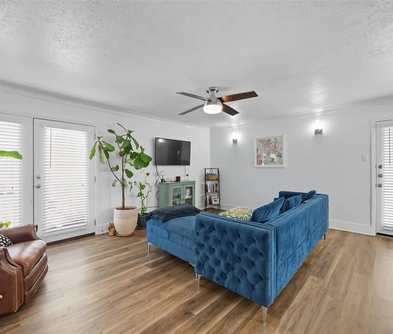 5927 E University Boulevard # 221, Dallas TX 75206