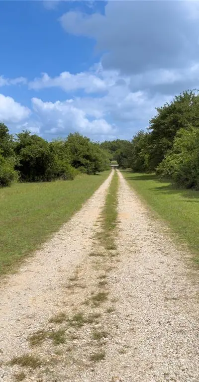 1102 NE 23rd Street, Mineral Wells TX 76067 - Photo 5