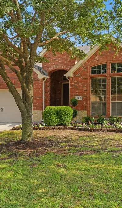 320 Gotland Drive, Grand Prairie TX 75052 - Photo 4