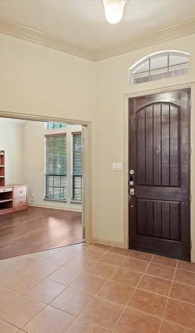 320 Gotland Drive, Grand Prairie TX 75052 - Photo 5