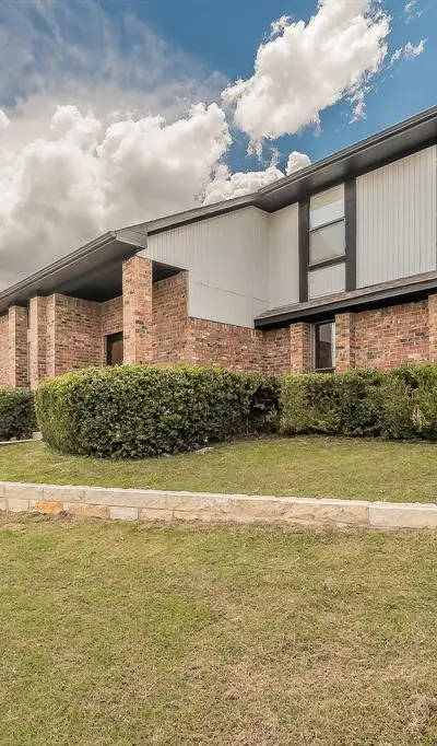 3207 Cutler Place, Carrollton TX 75007 - Photo 2