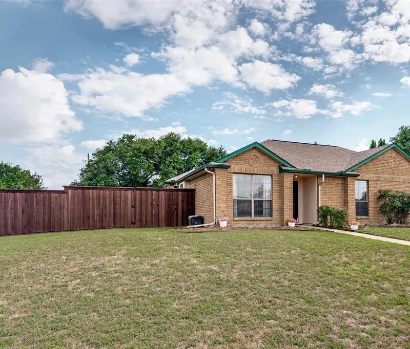1400 Chicota Drive, Plano TX 75023