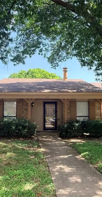 705 Priscilla, DeSoto TX 75115
