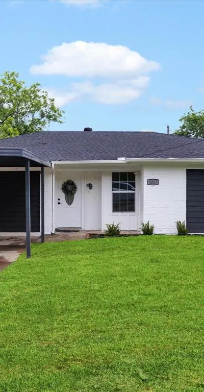 5217 Nell Street, Fort Worth TX 76119