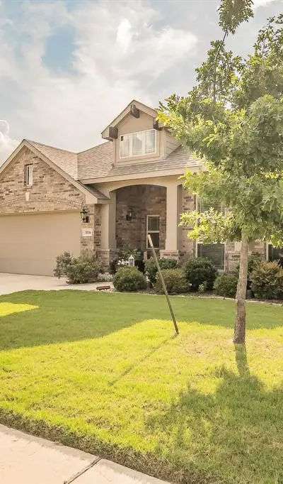 1036 Kingston Drive, Godley TX 76044 - Photo 3